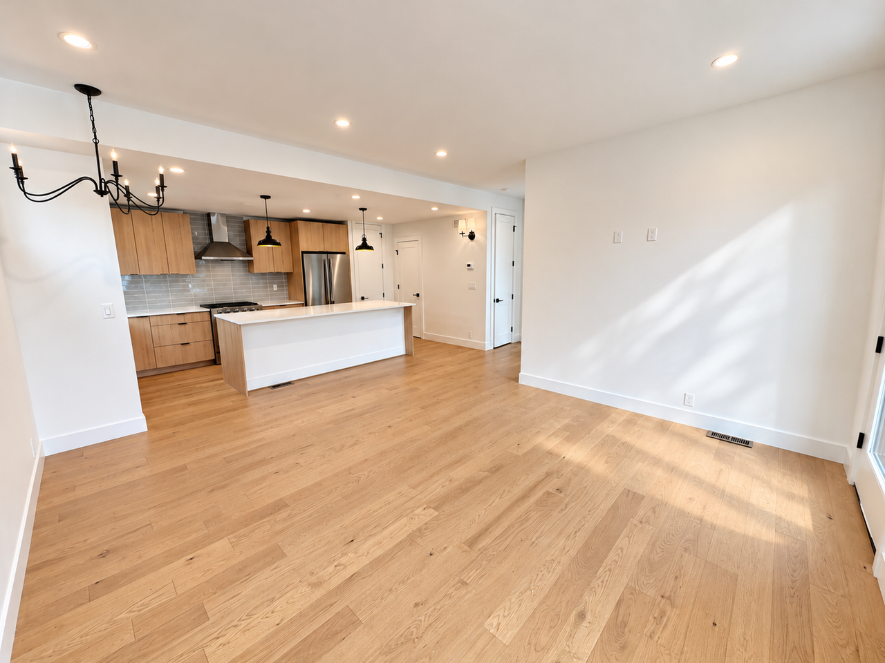 900 Mariposa St - Photo 6 of 50