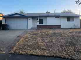 1838 S Whitney Ave - Photo 1 of 1