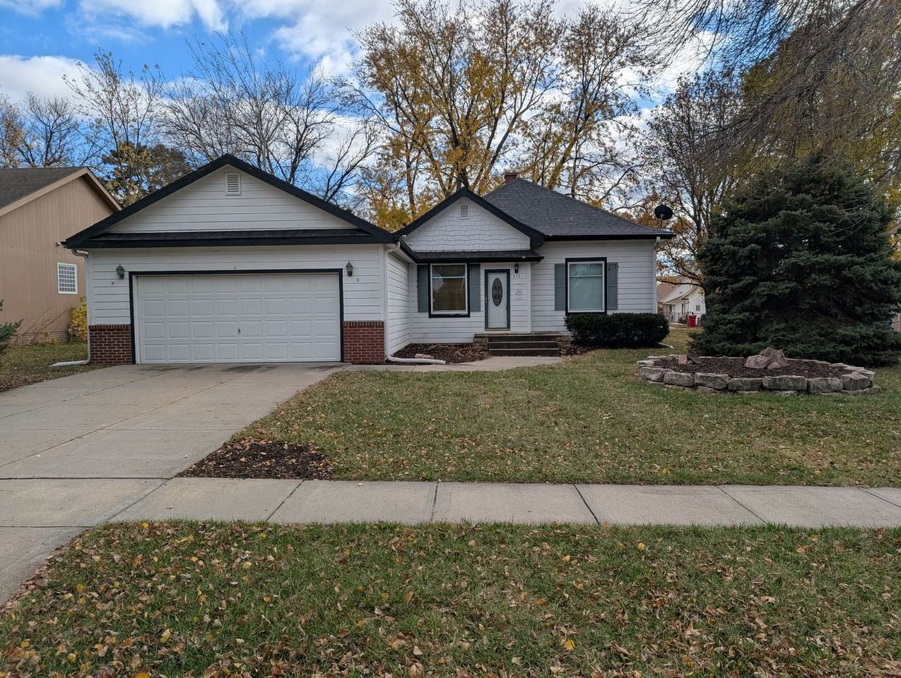 513 Langdon Ave - Photo 3 of 5