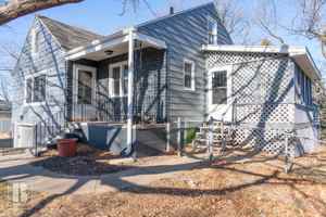 featured image of 7054 Corby St