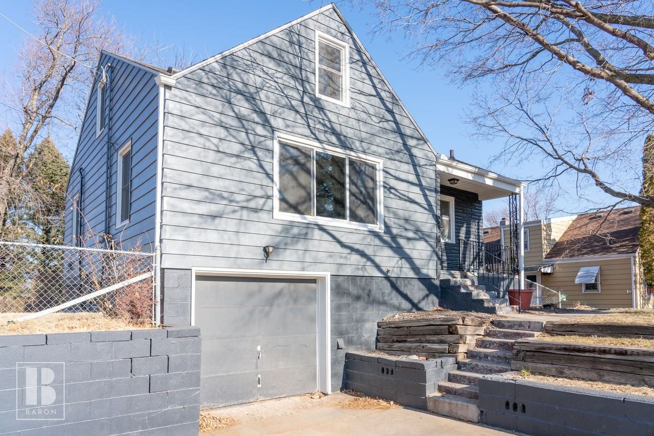 7054 Corby St - Photo 2 of 33