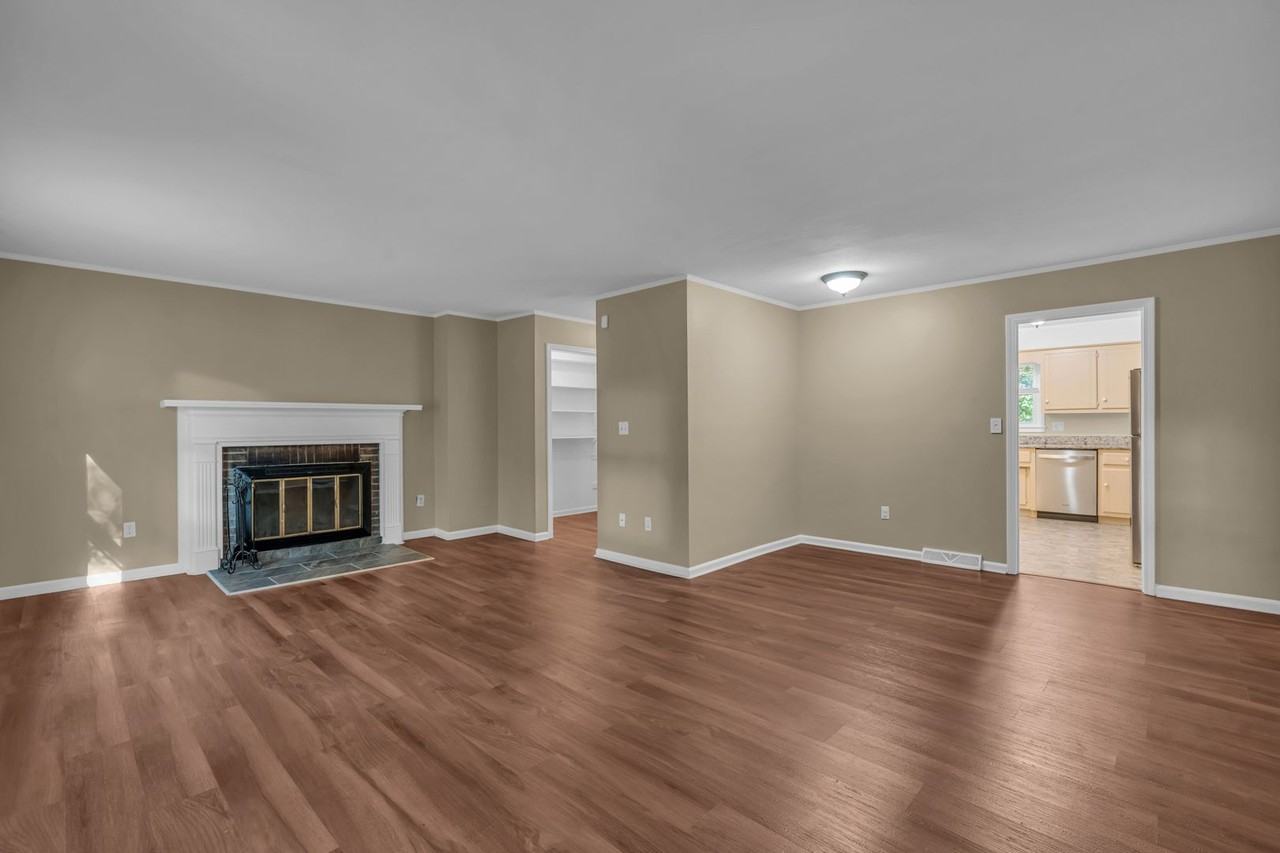 14 Dover Dr - Photo 7 of 15