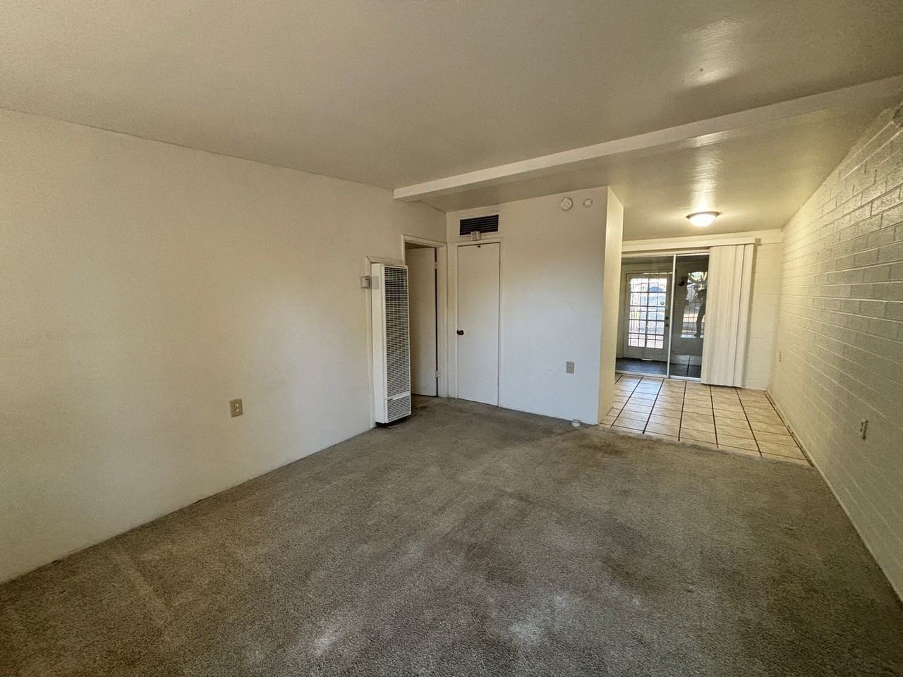 1307 E Nevada Dr - Photo 2 of 3