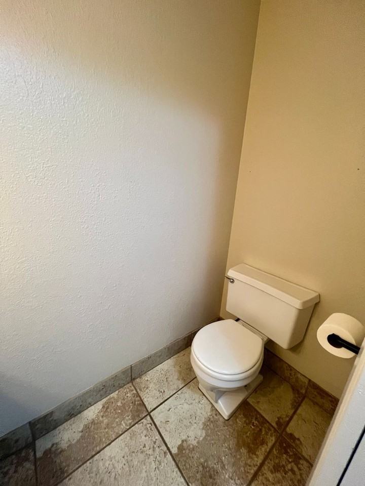 122 Amberidge Dr - Photo 5 of 14