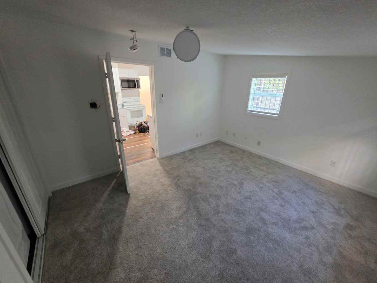 1271 Meade St - Photo 7 of 21