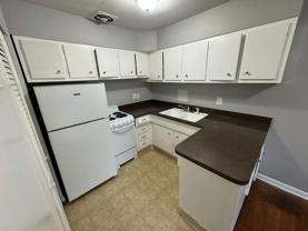 1568 Alexandria Dr #5B - Photo 1 of 1