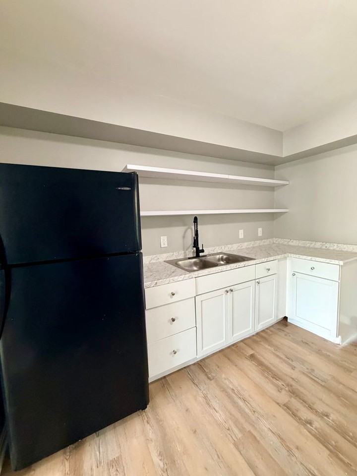 1000 Valley Farm Dr - Photo 2 of 14