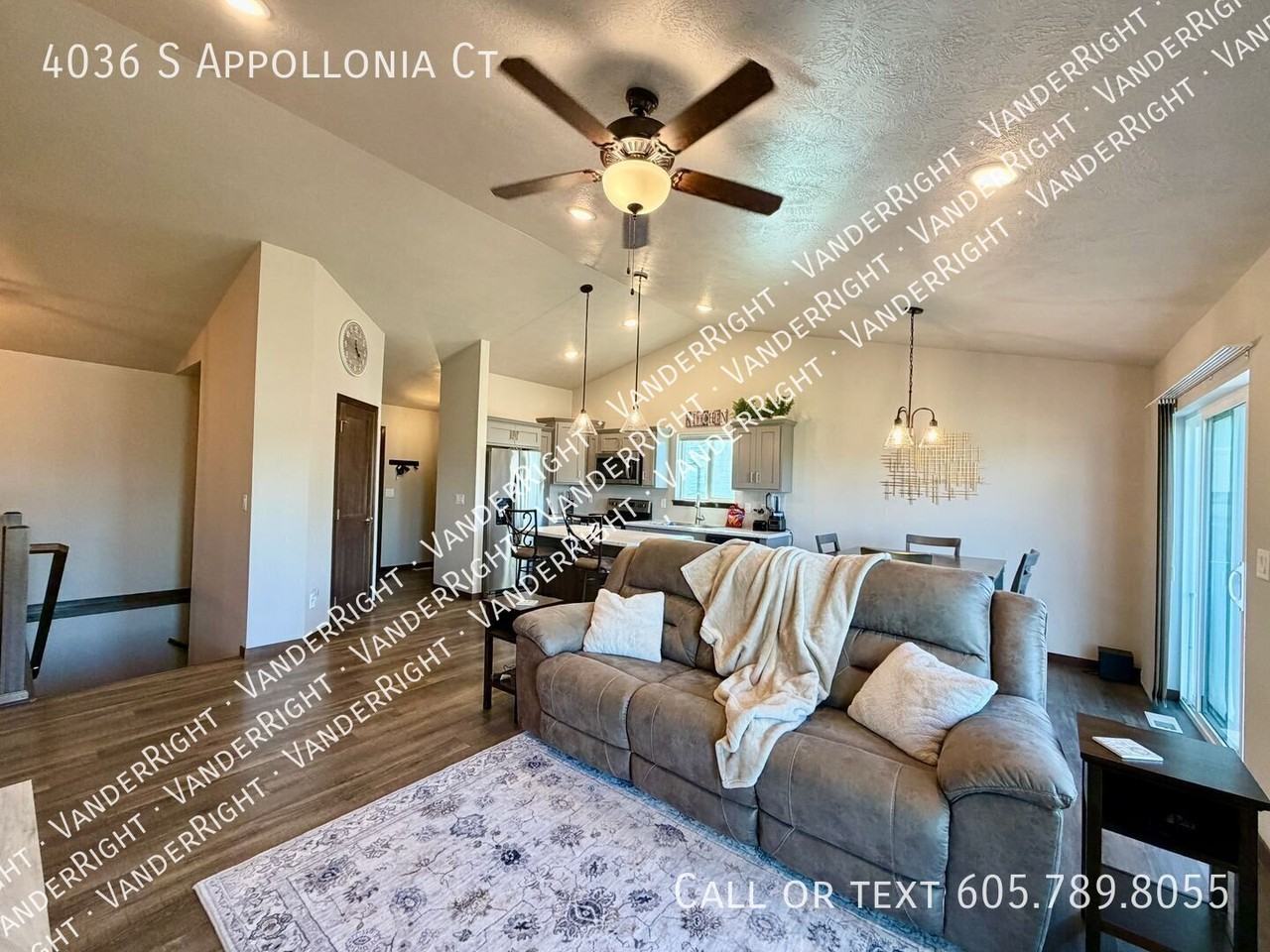 4036 S Appollonia Ct - Photo 5 of 32