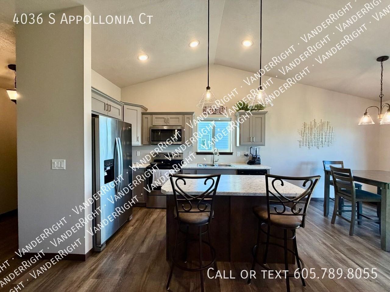 4036 S Appollonia Ct - Photo 7 of 32