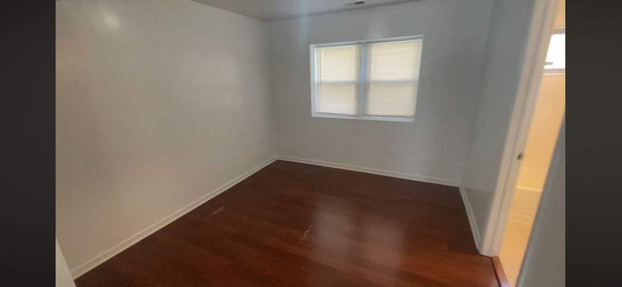 2542 W Fitch Ave #3 - Photo 6 of 8