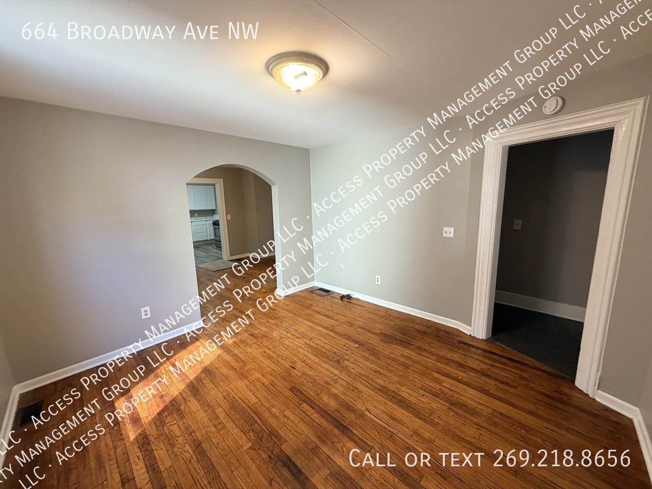 664 Broadway Ave Nw - Photo 2 of 31