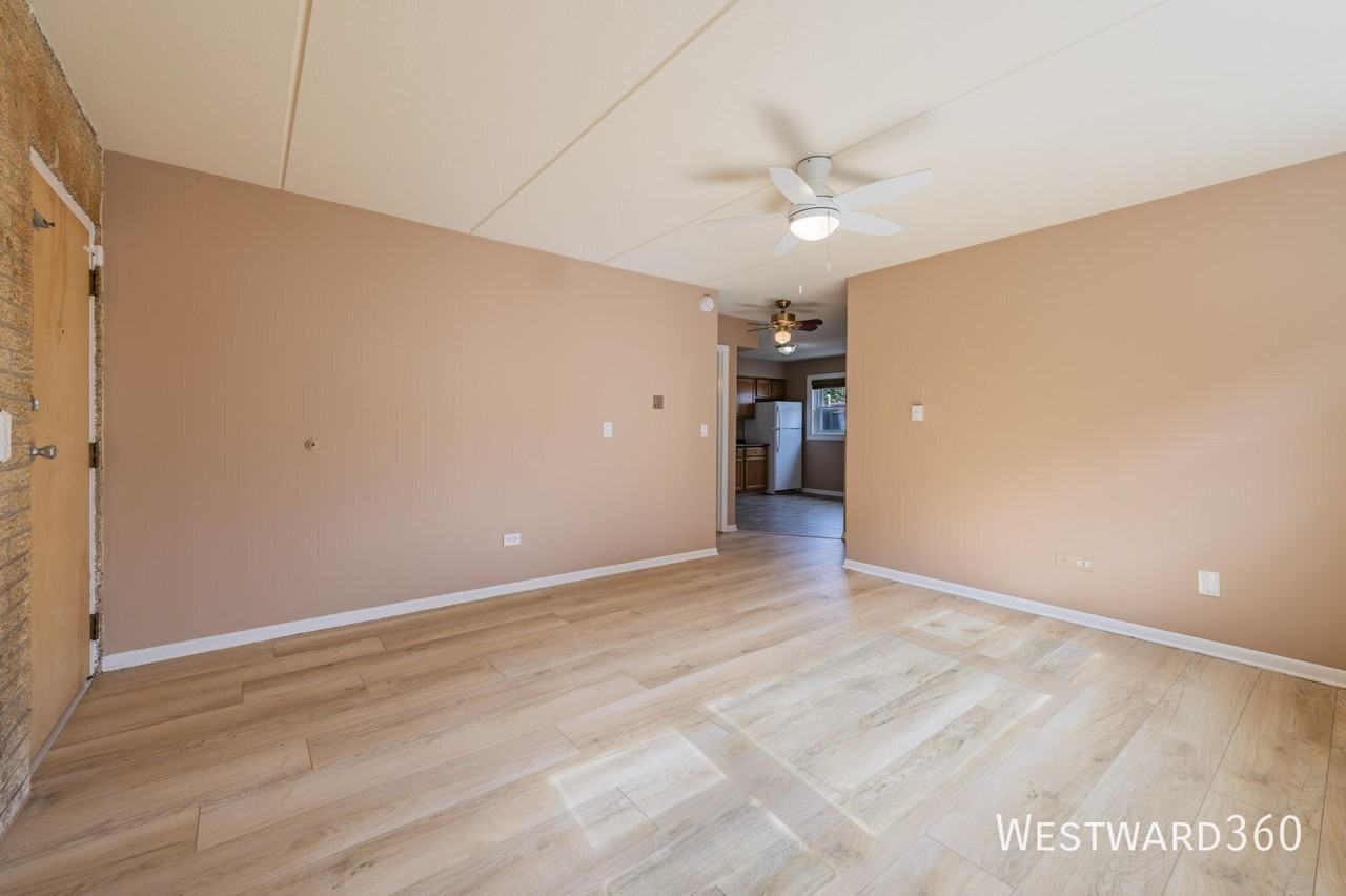 9907 W 58th St #2 - Photo 7 of 11