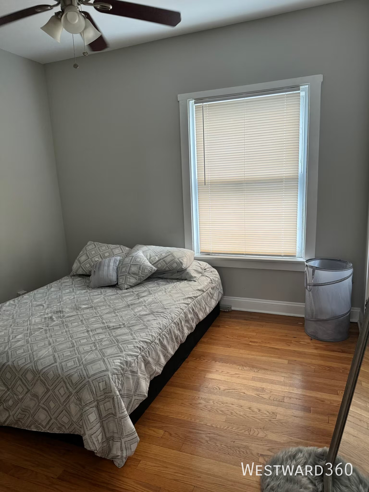 4815 W Cornelia Ave #1F - Photo 6 of 11