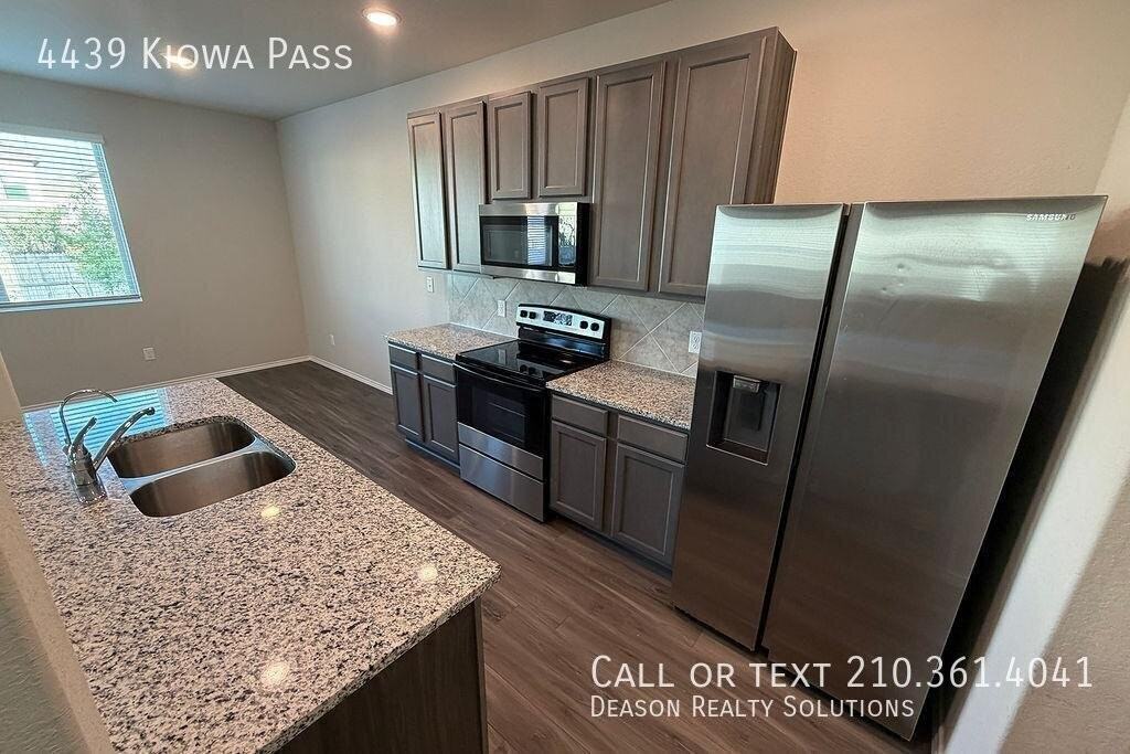 4439 Kiowa Pass - Photo 5 of 36