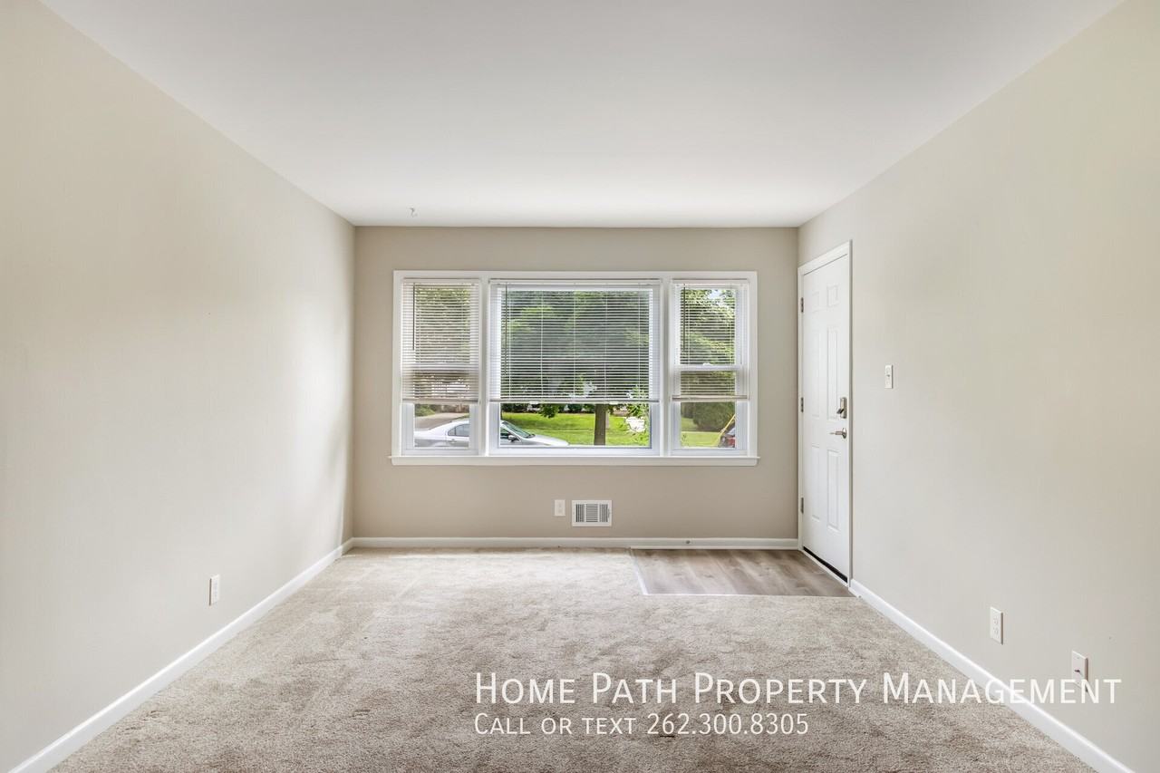 240 W Newhall Ave #2 - Photo 5 of 15