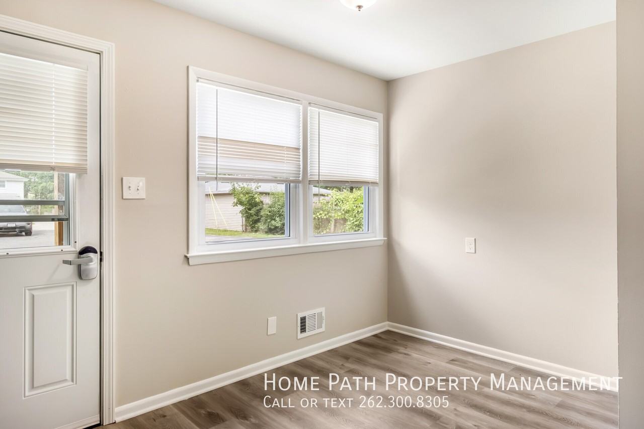 240 W Newhall Ave #2 - Photo 7 of 15