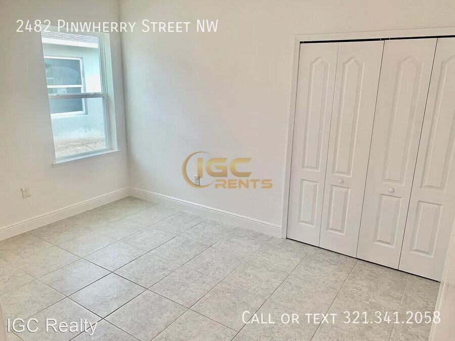 2482 Pinwherry St Nw - Photo 4 of 11