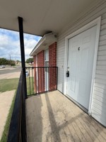 featured image of 5705 Greengate Dr #C