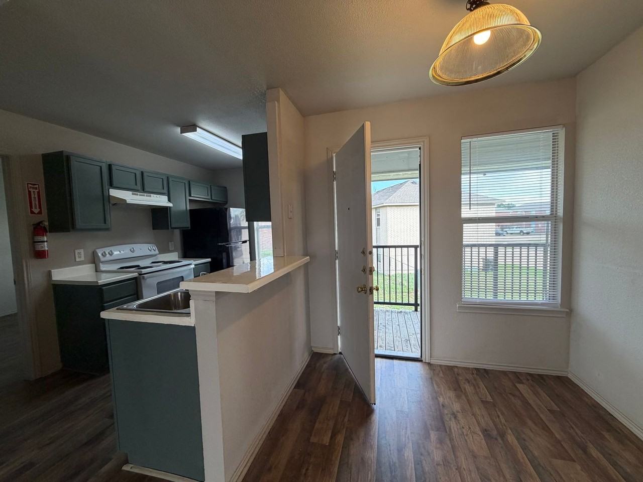 5705 Greengate Dr #C - Photo 2 of 11