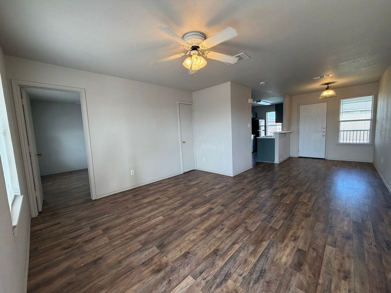 5705 Greengate Dr #C - Photo 5 of 11