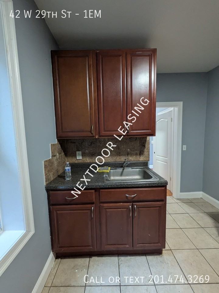 42 W 29th St #1EM - Photo 2 of 9