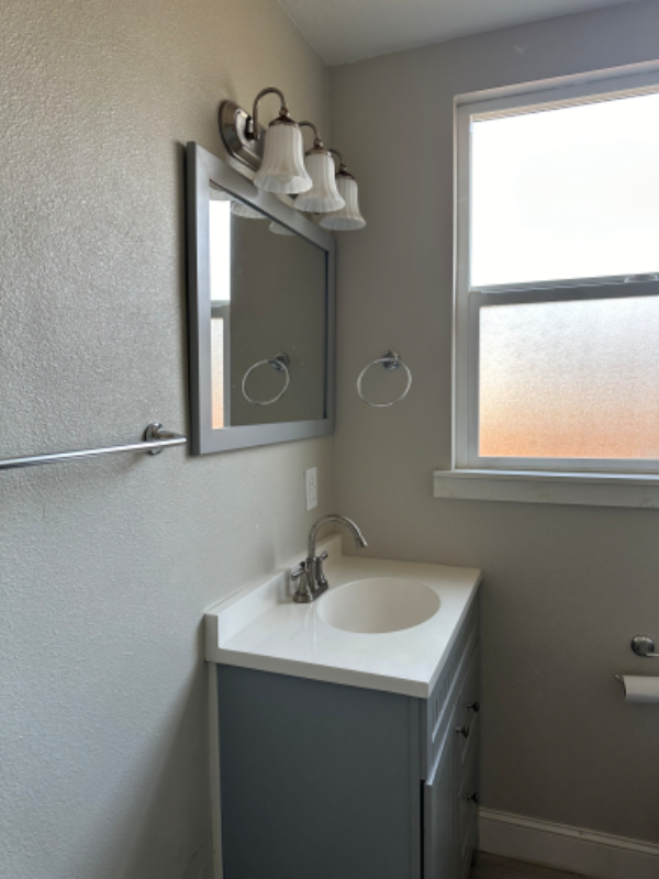 1587 Knox St - Photo 4 of 5