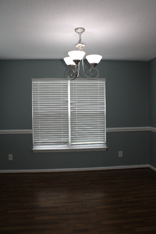1090 Wyngate Dr - Photo 6 of 12