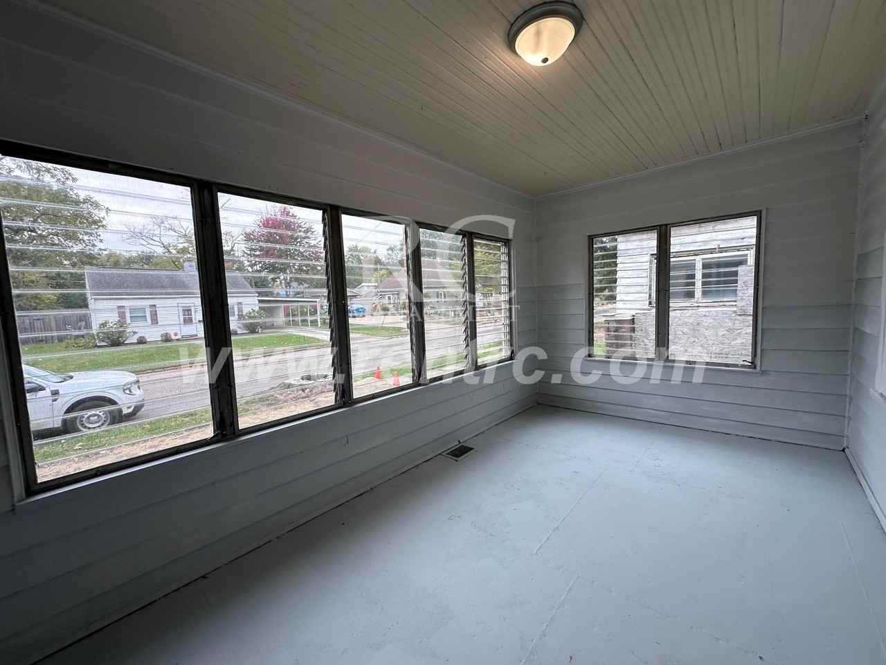 1317 N Grant St - Photo 7 of 21