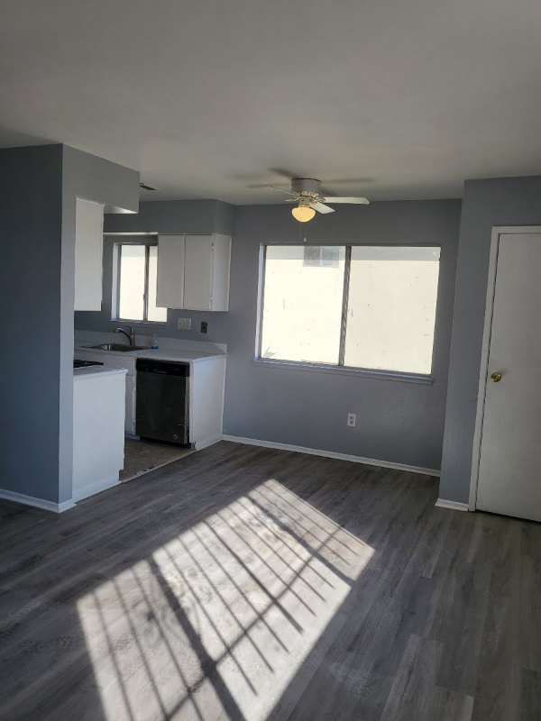 3451 20th St - Photo 2 of 12