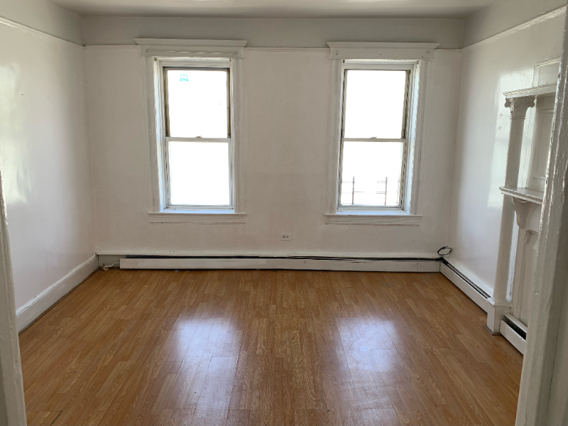 198 Delaware Ave #4L - Photo 4 of 10
