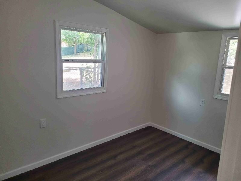1803 N 22nd St - Photo 5 of 12
