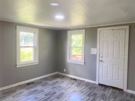 G3439 Larchmont St - Photo 1 of 1