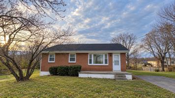 featured image of 3095 White Oak Rd