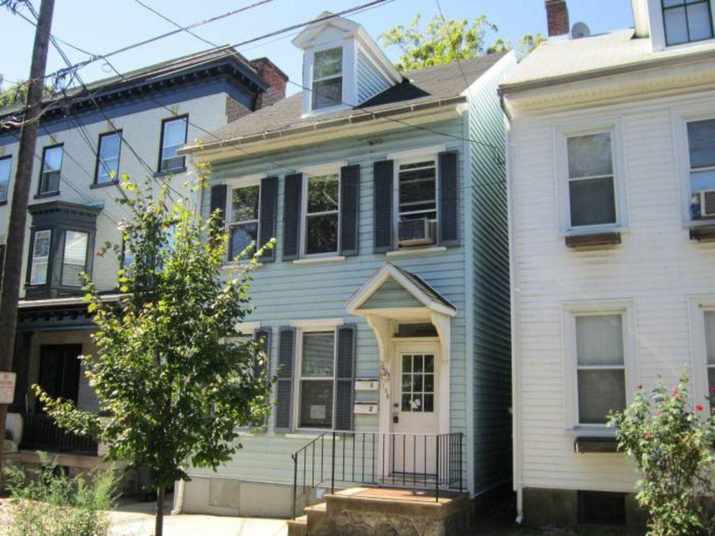 126 Porter St #2 - Photo 3 of 20