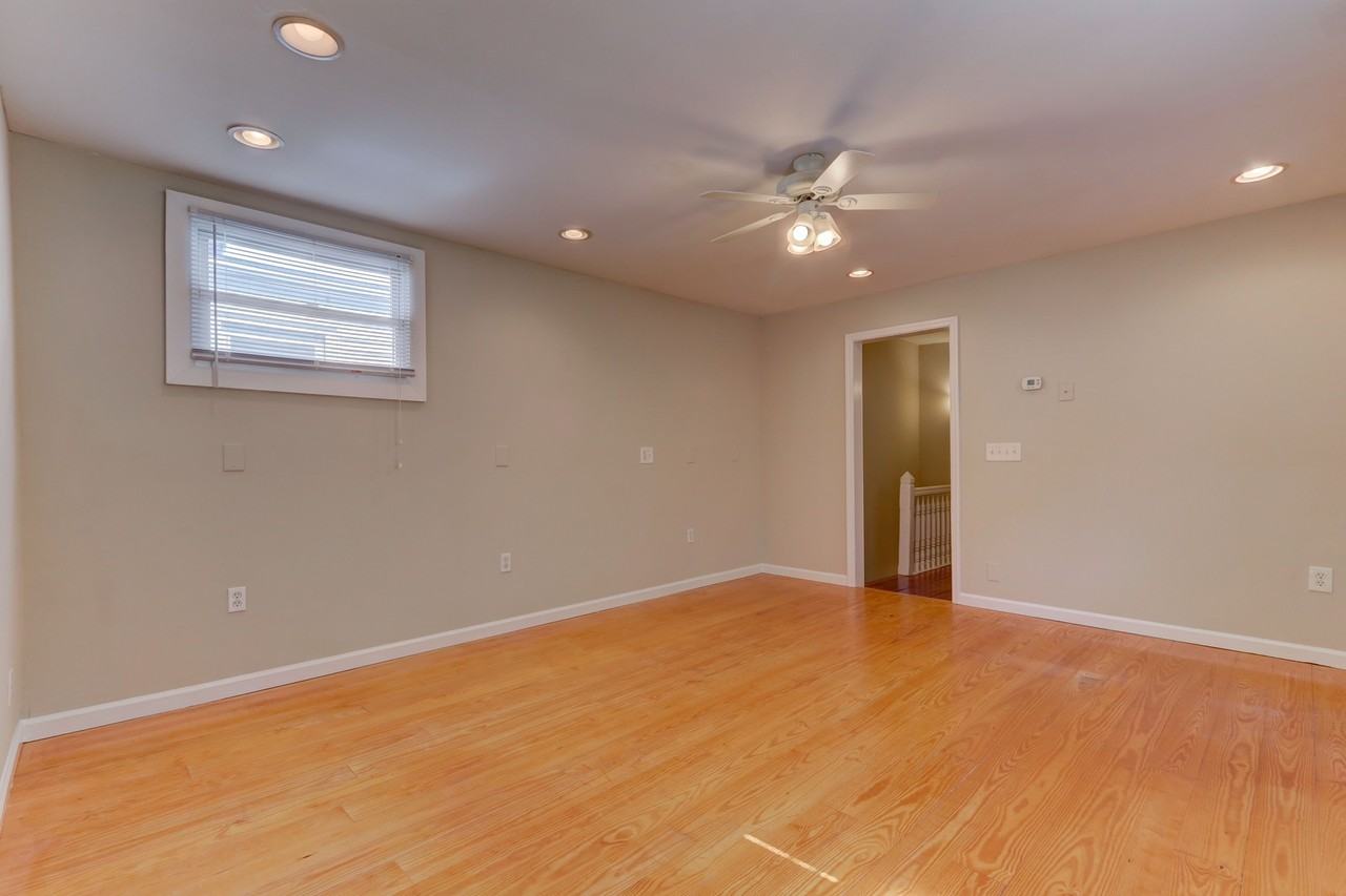 126 Porter St #2 - Photo 4 of 20