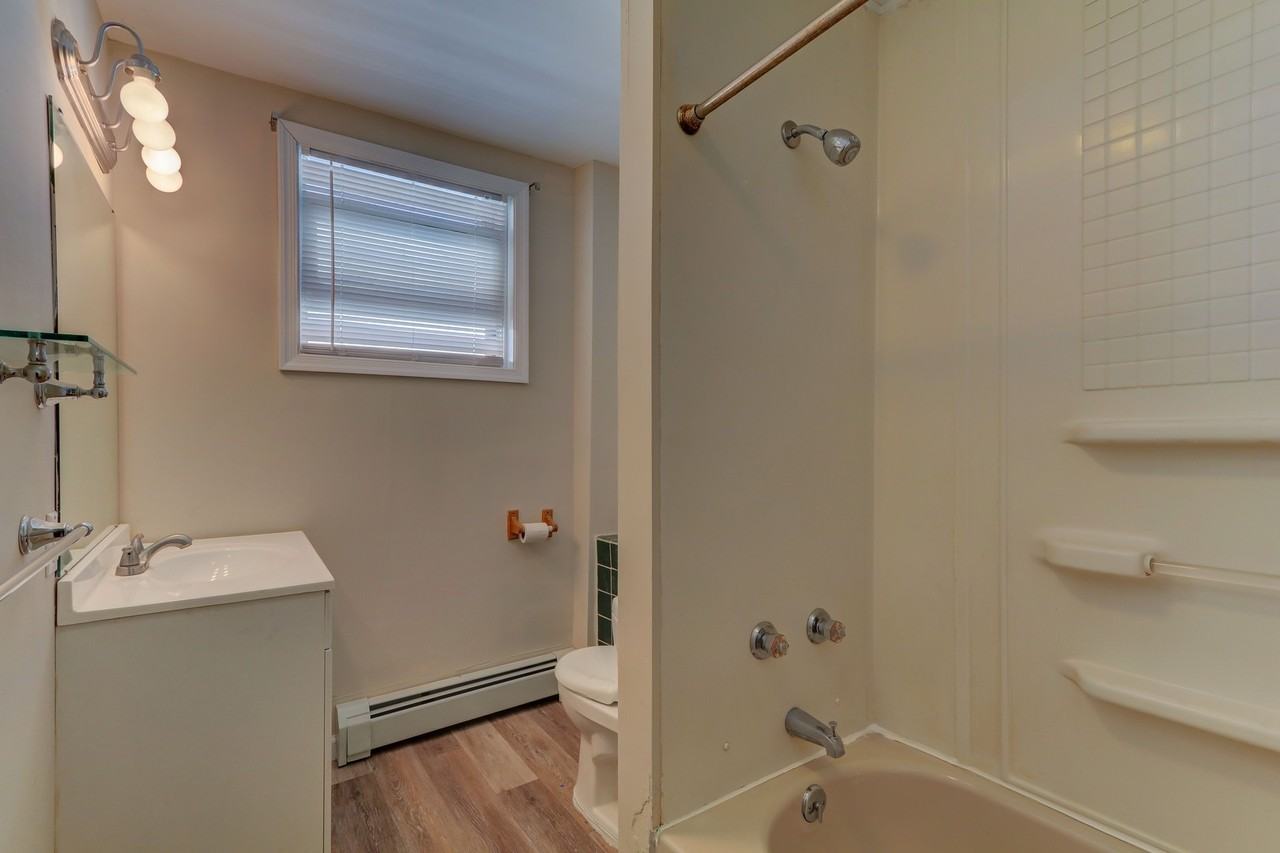 126 Porter St #2 - Photo 5 of 20