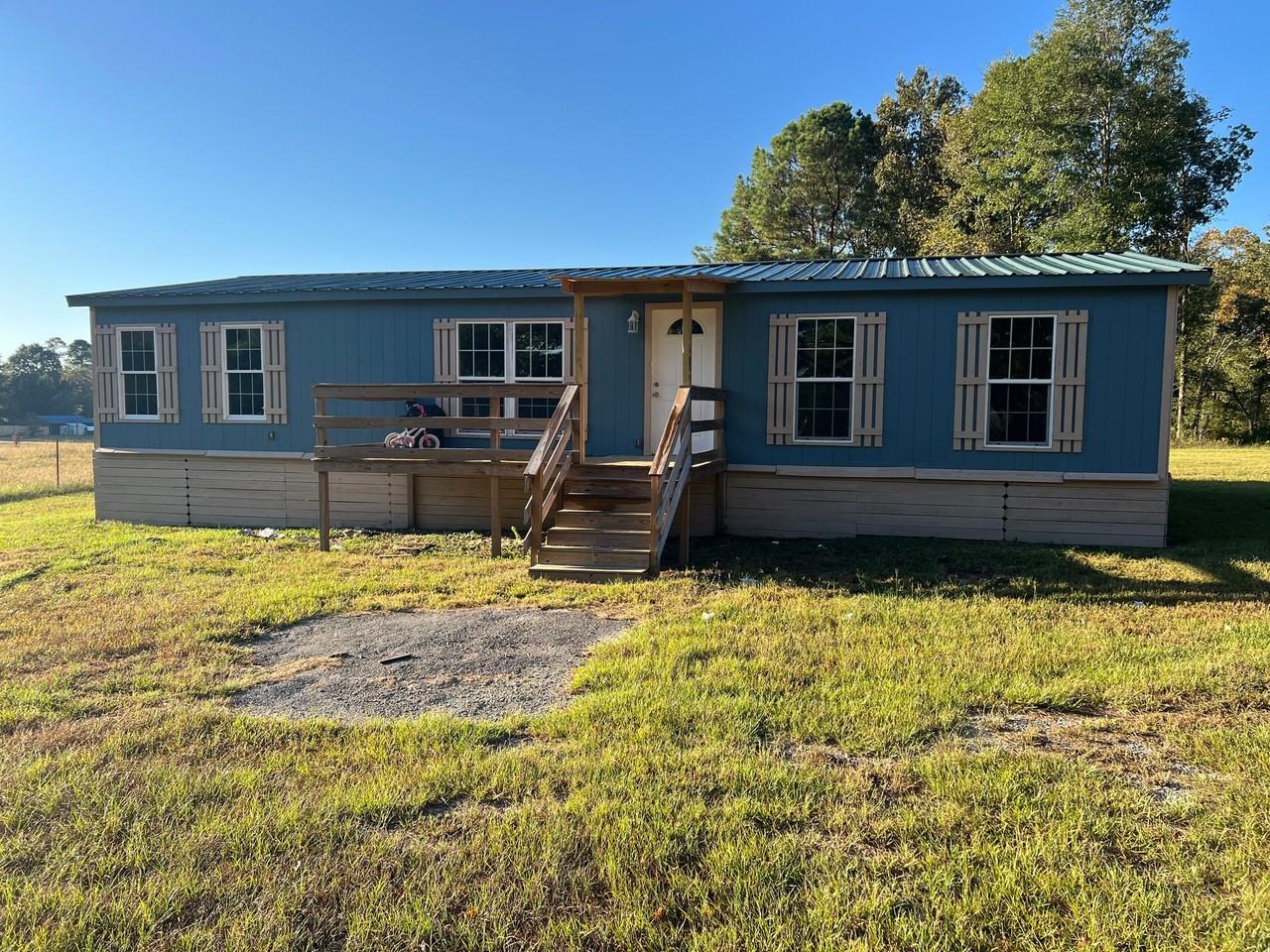 5723 Atwood Rd - Photo 2 of 30