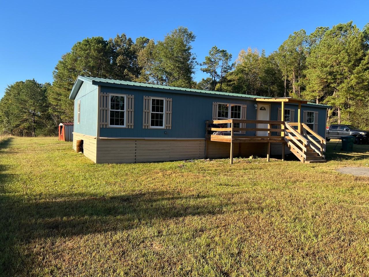 5723 Atwood Rd - Photo 5 of 30