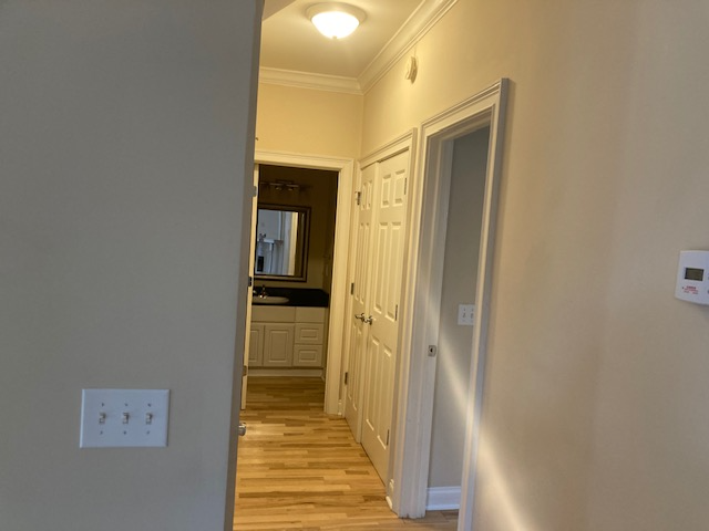 1613 Pickford Ln - Photo 4 of 20