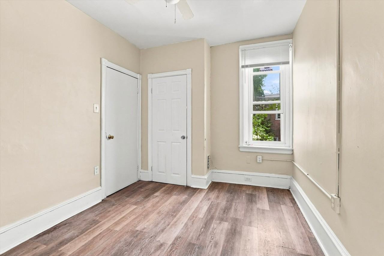 248 N Wilton St - Photo 3 of 12
