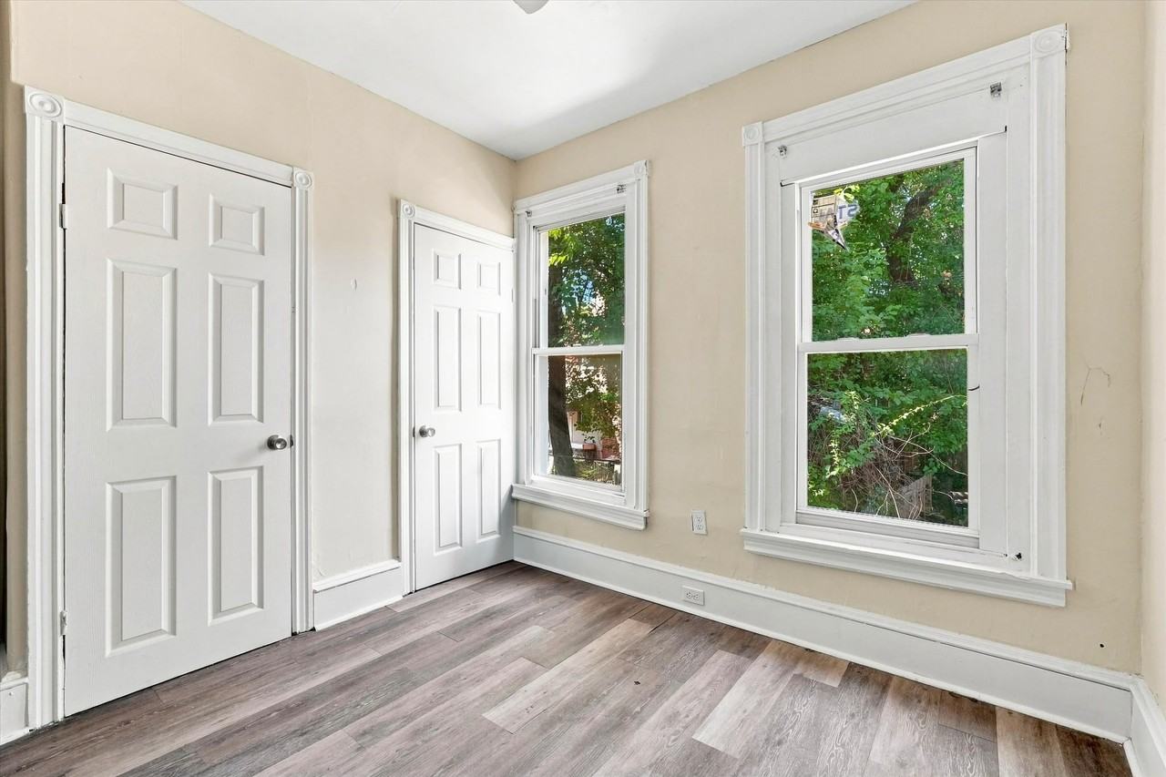 248 N Wilton St - Photo 7 of 12