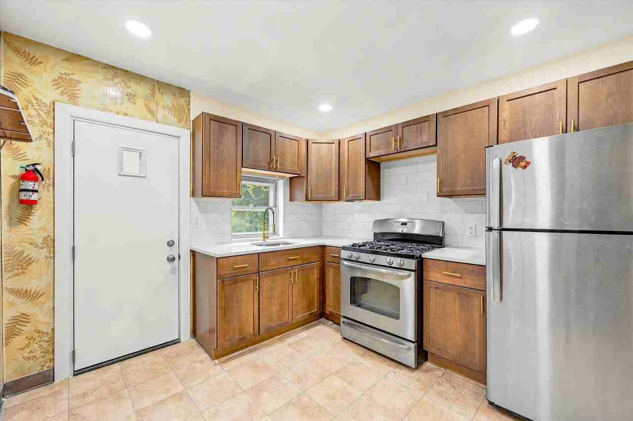 508 N 55th St - Photo 4 of 20