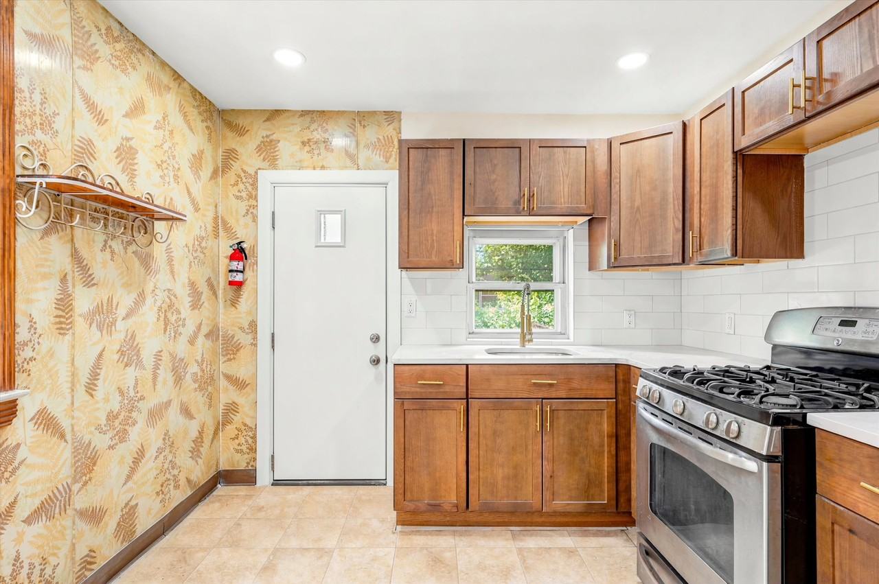 508 N 55th St - Photo 7 of 20