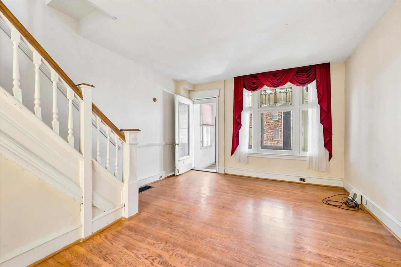 508 N 55th St - Photo 2 of 20