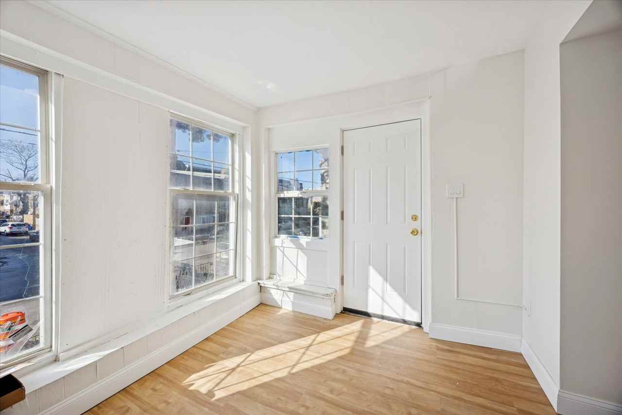 2645 S 64th St - Photo 5 of 11