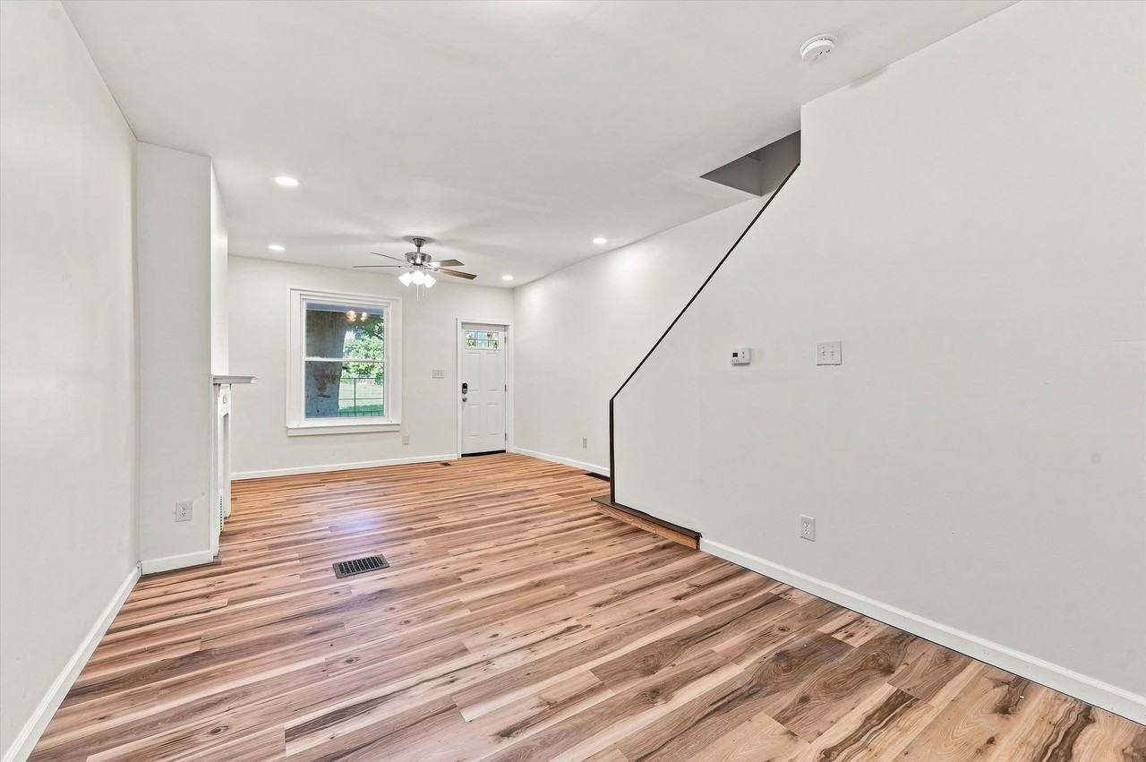 881 N 51st St - Photo 5 of 10