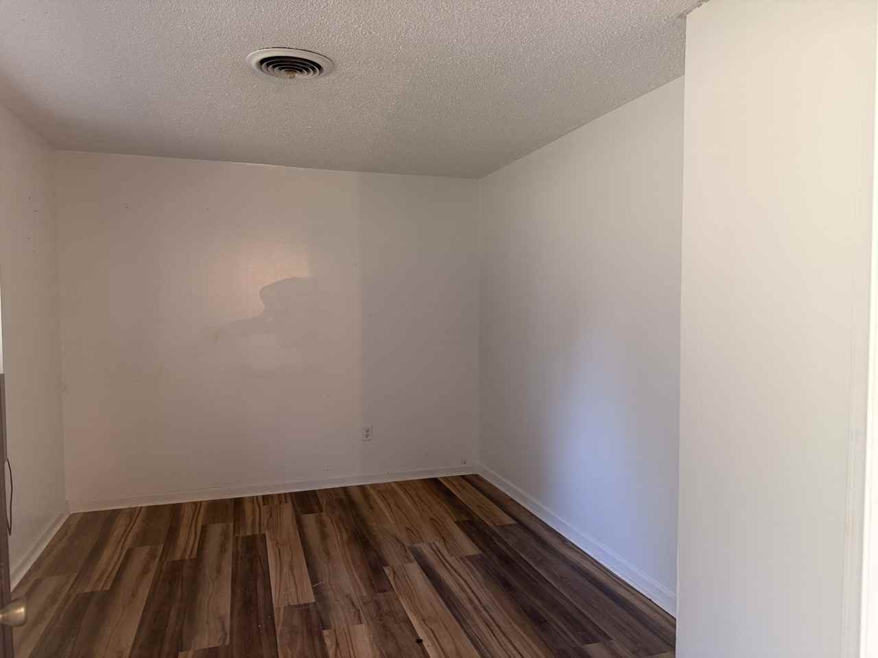 354 Oakwild Dr - Photo 4 of 9