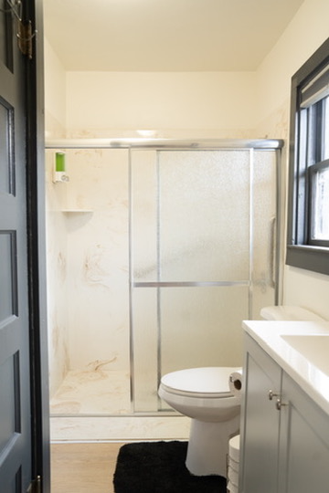 217 W 4th St - Photo 2 of 8