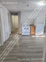 featured image of 104 Norfolk St #2