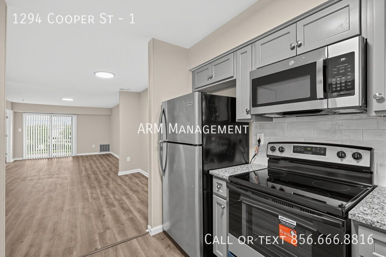 1294 Cooper St #1 - Photo 4 of 10